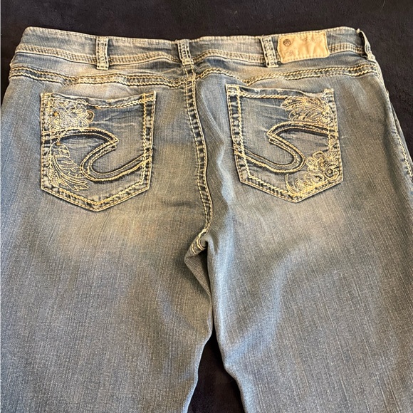 Silver Jeans Light Blue Boot Cut with Embroidery - Picture 1 of 4